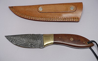 0162 Couteau de chasse n°162
