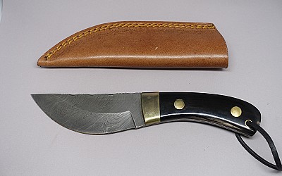 0167 Couteau de chasse n°167