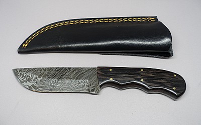 0168 Couteau de chasse n°168