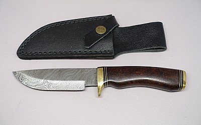 0185 Couteau de chasse n°185