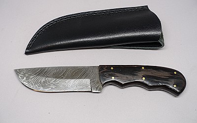 0170 Couteau de chasse n°170