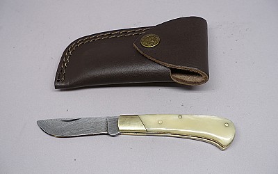 0195 Couteau de chasse n°195